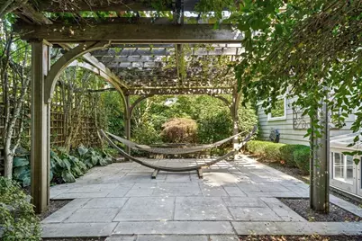 27 Radcliffe Rd, Wellesley, MA 02482 - Photo 33