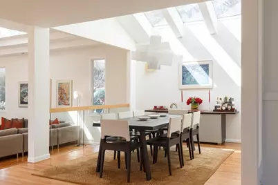 22 Burdean Rd, Newton, MA 02459 - Photo 9