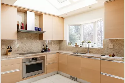 22 Burdean Rd, Newton, MA 02459 - Photo 7