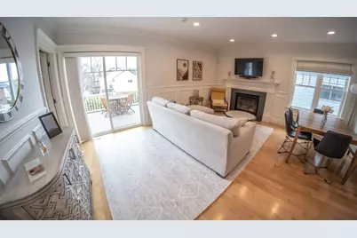 30 Circuit Ave #30, Newton, MA 02461 - Photo 5