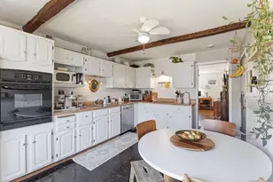 68 Colonial Cir, Chicopee, MA 01020 - Photo 15