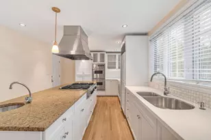 9 Kenway St, Cambridge, MA 02138 - Photo 17