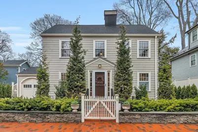 9 Kenway St, Cambridge, MA 02138 - Photo 1