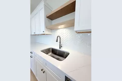 90 E Central St #304, Franklin, MA 02038 - Photo 9