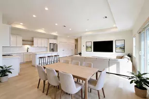 90 E Central St, Franklin, MA 02038 - Photo 1