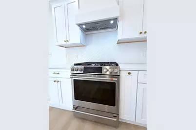 90 E Central St #304, Franklin, MA 02038 - Photo 11