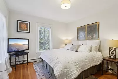 35 Frances St, Melrose, MA 02176 - Photo 21