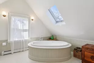 35 Frances St, Melrose, MA 02176 - Photo 27