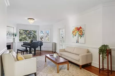 35 Frances St, Melrose, MA 02176 - Photo 5