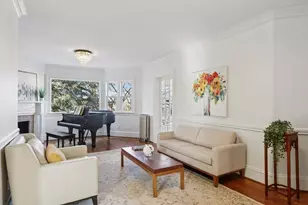 35 Frances St, Melrose, MA 02176 - Photo 5