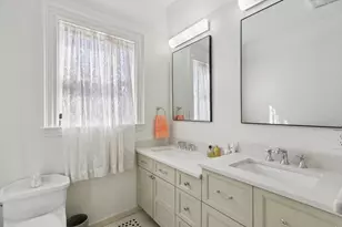 35 Frances St, Melrose, MA 02176 - Photo 17