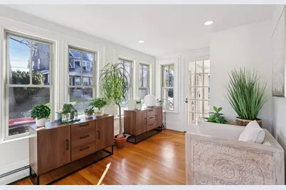 35 Frances St, Melrose, MA 02176 - Photo 3