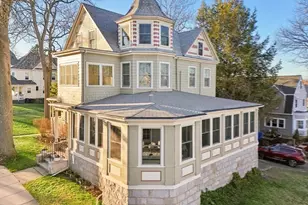 35 Frances St, Melrose, MA 02176 - Photo 41