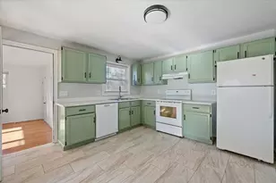 3 S Central St, Milford, MA 01757 - Photo 13