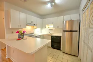 618 Boston Ave, Medford, MA 02155 - Photo 3