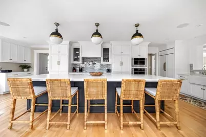 21 Middle Street, Hingham, MA 02043 - Photo 5