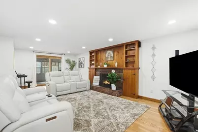 1348 Pleasant St, Bridgewater, MA 02324 - Photo 15