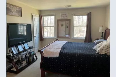 124 Pond St, Weymouth, MA 02190 - Photo 33