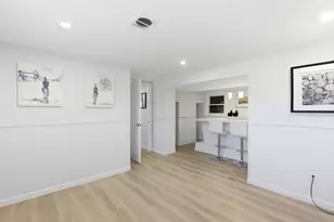 607 Turnpike St, Stoughton, MA 02072 - Photo 19