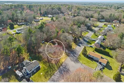 71 Wren St, Taunton, MA 02718 - Photo 5