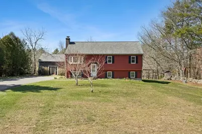 500 Wareham St, Middleborough, MA 02346 - Photo 3