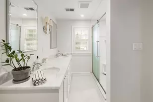 2 Edgewater Pl, Winchester, MA 01890 - Photo 13