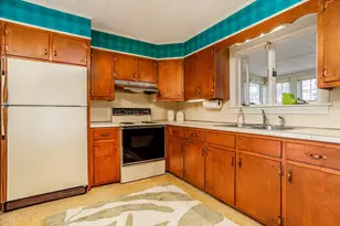 213 Regan St, Gardner, MA 01440 - Photo 11