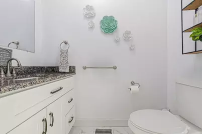 680 Temple St #C4, Whitman, MA 02382 - Photo 9