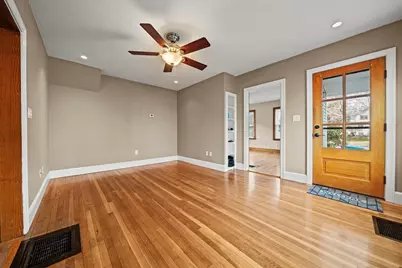 24 Chestnut St #1, Wakefield, MA 01880 - Photo 9