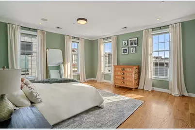 235 Gold St #3, Boston, MA 02127 - Photo 7