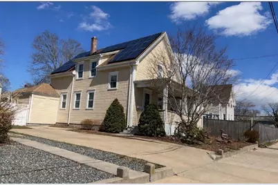 14 North St, Fairhaven, MA 02719 - Photo 3