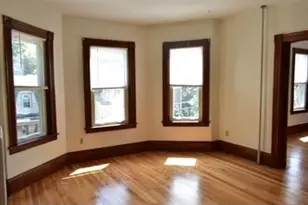 338 Blossom St, Fitchburg, MA 01420 - Photo 9