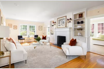 98 Spooner Road, Brookline, MA 02467 - Photo 5