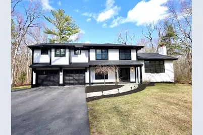 68 Pearl St, Upton, MA 01568 - Photo 1