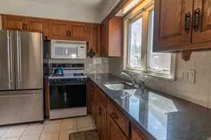 98 Harlow St, Arlington, MA 02474 - Photo 5