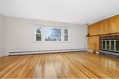 37 Upland Rd, Waltham, MA 02451 - Photo 9