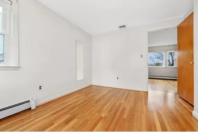 37 Upland Rd, Waltham, MA 02451 - Photo 15