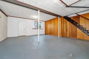 37 Upland Rd, Waltham, MA 02451 - Photo 21