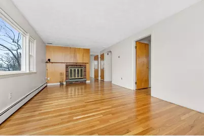 37 Upland Rd, Waltham, MA 02451 - Photo 11