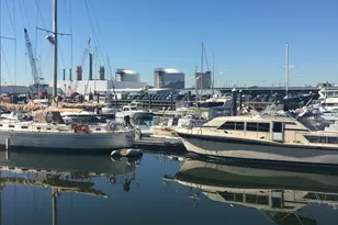 18 Breakwater Dr, Chelsea, MA 02150 - Photo 35