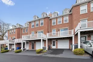 18 Breakwater Dr, Chelsea, MA 02150 - Photo 21