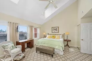 18 Breakwater Dr, Chelsea, MA 02150 - Photo 13