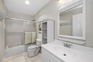 18 Breakwater Dr, Chelsea, MA 02150 - Photo 17