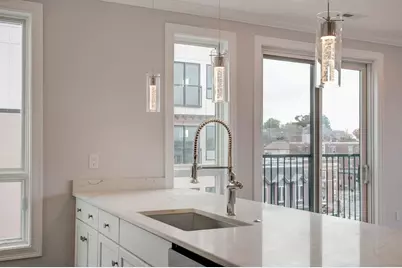 519 Broadway #401, Somerville, MA 02145 - Photo 9