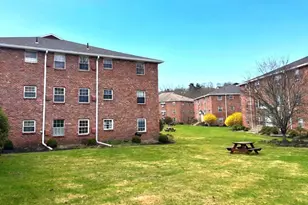 12 Colonial Village Dr, Arlington, MA 02474 - Photo 11