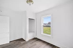 150 E Main St, Orange, MA 01364 - Photo 17