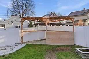 73 Oklahoma St, Springfield, MA 01104 - Photo 27