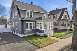 73 Oklahoma St, Springfield, MA 01104 - Photo 3