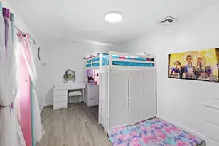 73 Oklahoma St, Springfield, MA 01104 - Photo 15