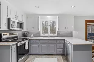 30 Camp St, Milford, MA 01757 - Photo 13